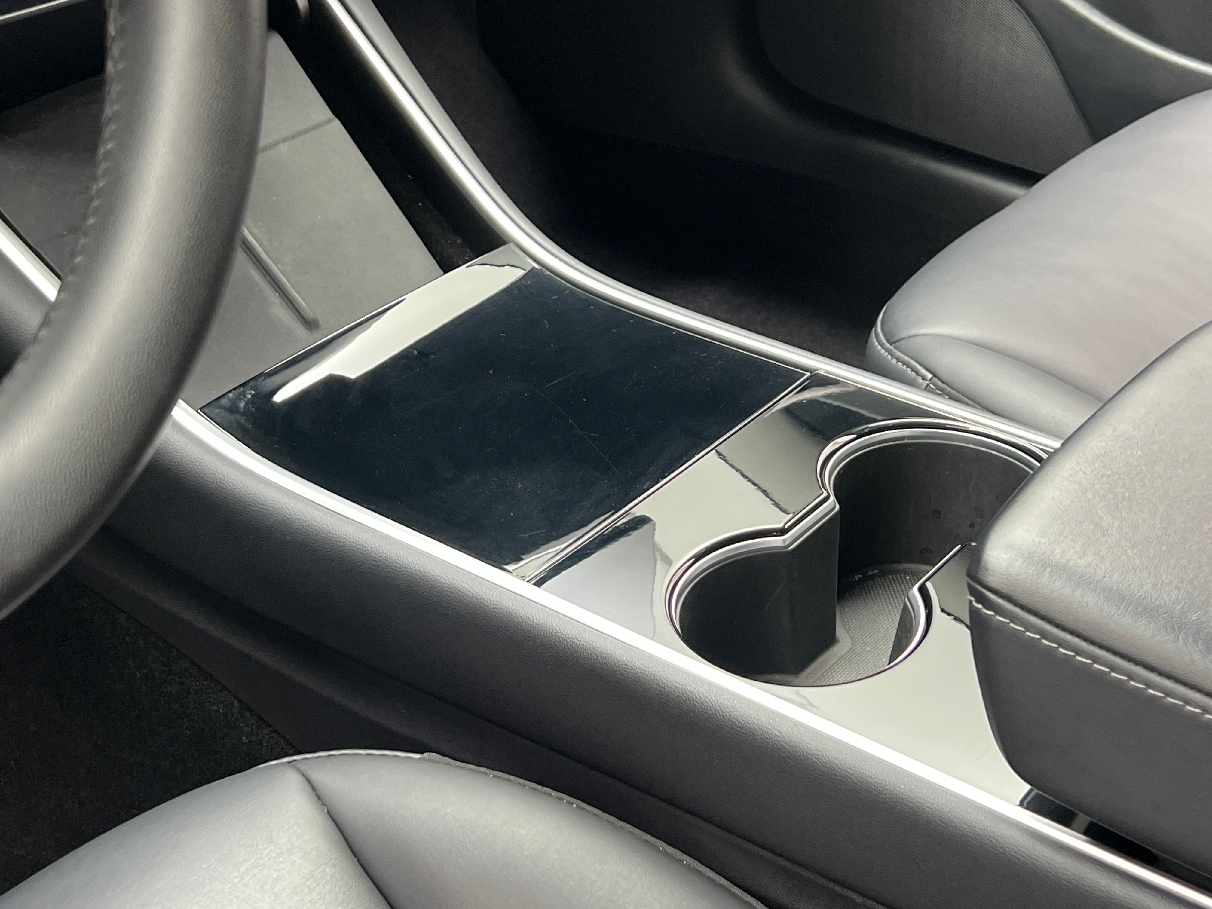 tesla model 3 2020 5YJ3E1EA7LF805943 image tesla model 3 2020 5YJ3E1EA7LF805943 image